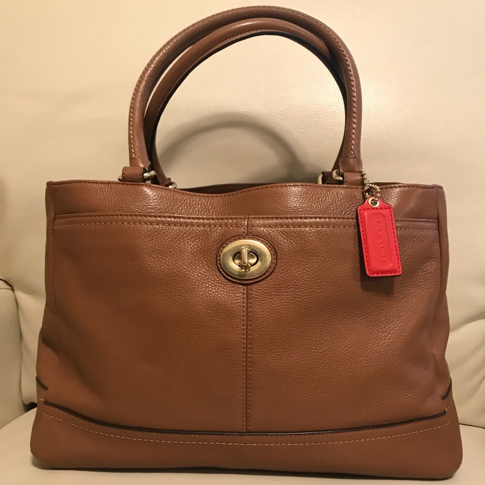 Light brown coach purse